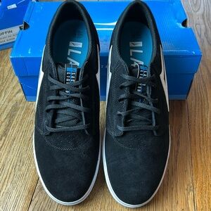 Lakai Griffin Black Suede skate shoes brand new in box size 6 men’s